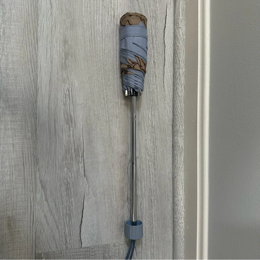 Coach Signature Mini Khaki/Steel Blue Umbrella - Picture 3 of 5